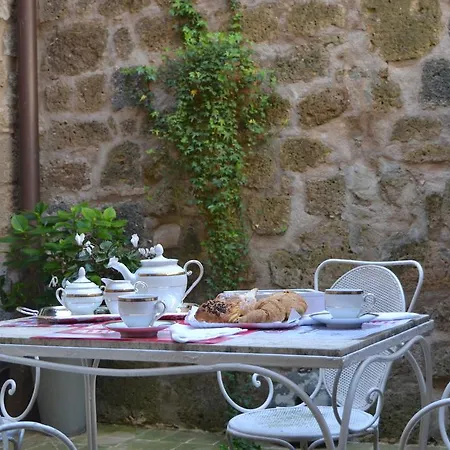 Casa San Giovenale 奥维多