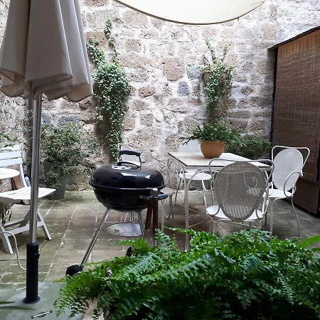 Casa San Giovenale 公寓 *